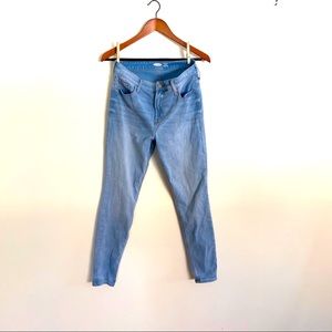 Old Navy Super Skinny Jean